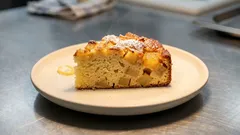 Saftiger Apfelkuchen mit Rührteig – mit Joghurt und Dinkel gelingt er immer